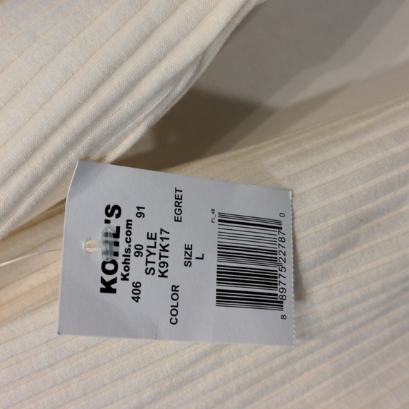 Large Top American Rag Cream - Picture 4 of 4